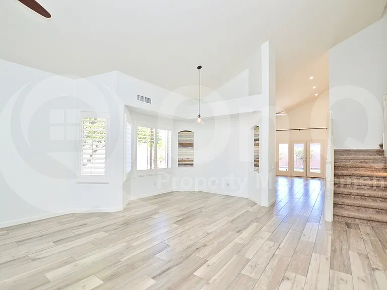 6629 W Rose Garden Ln — Photo 16