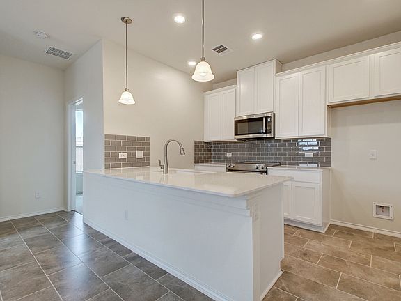 5th image of 345 Tordesillas Dr