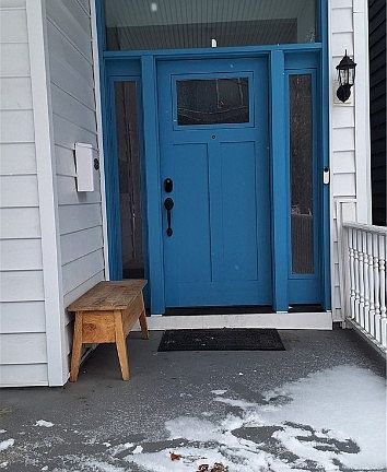 2nd image of 548 S Graham St