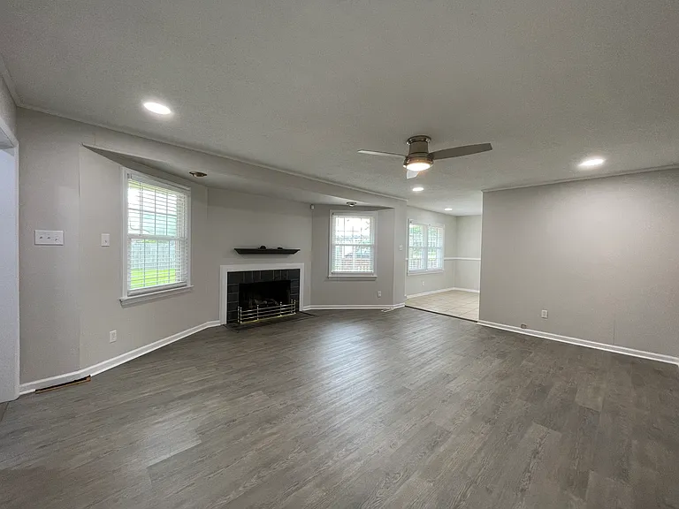 2402 Bower Dr — Photo 14