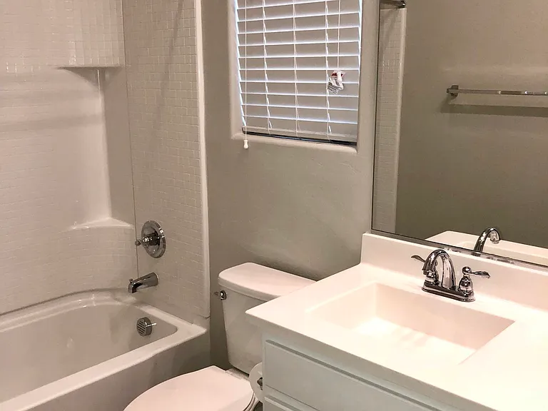 22654 E Stonecrest Dr — Photo 9