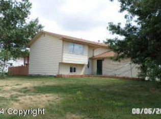 6407 Tassel Ave, Gillette, WY 82718
