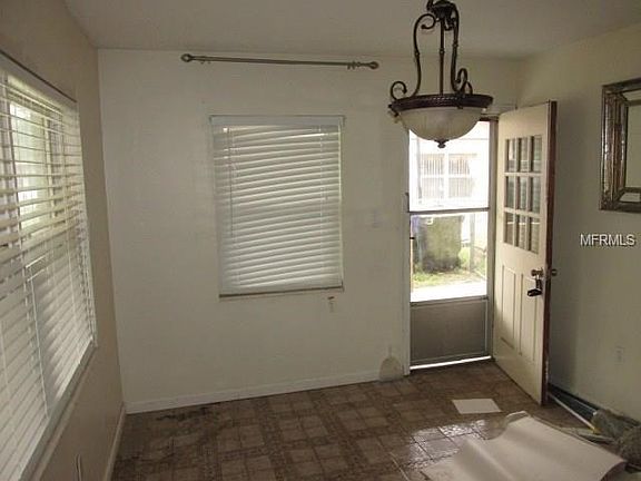 3rd image of 307 Lesesne St