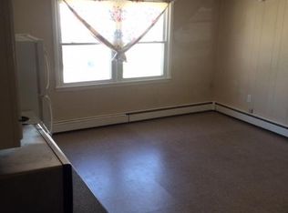 46 Water St APT 4, Weybridge, VT 05753