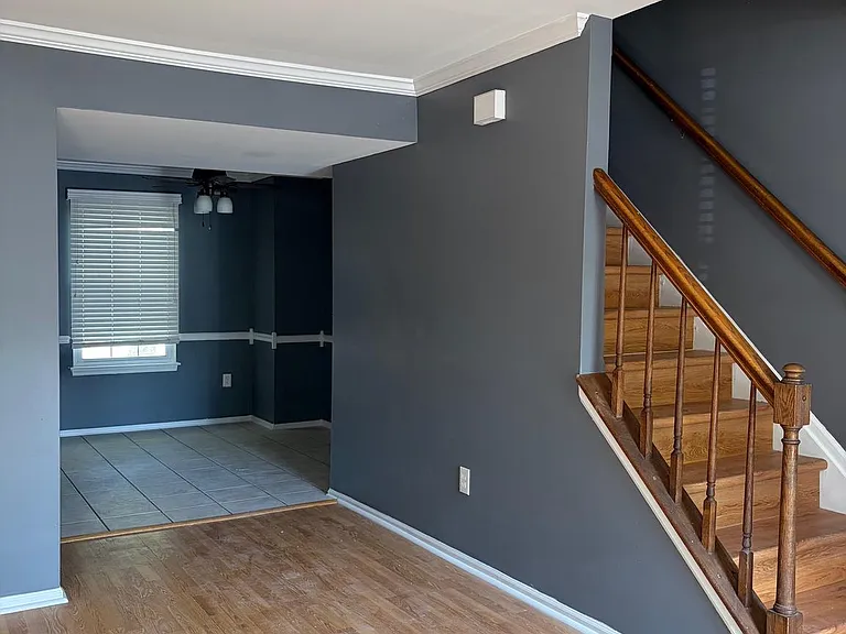 6662 Ducketts Ln #18-6 — Photo 2