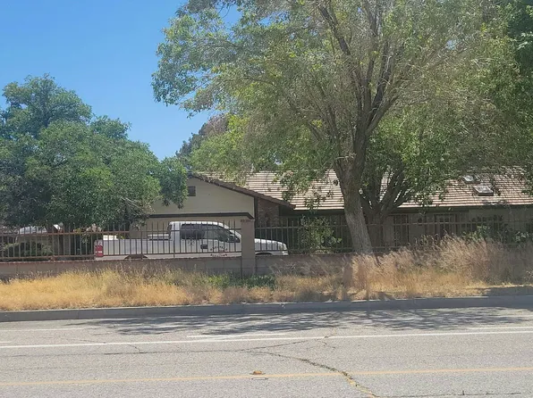 43916 35th St E, Lancaster, CA 93535