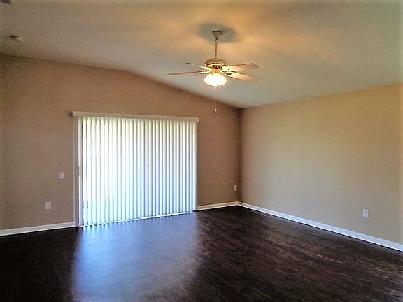5th image of 206 Oakfield Dr