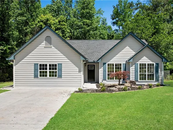 8592 Hidden Creek Cir, Snellville, GA 30039