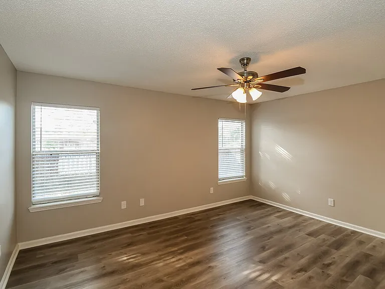 3270 Deuce Ct — Photo 9