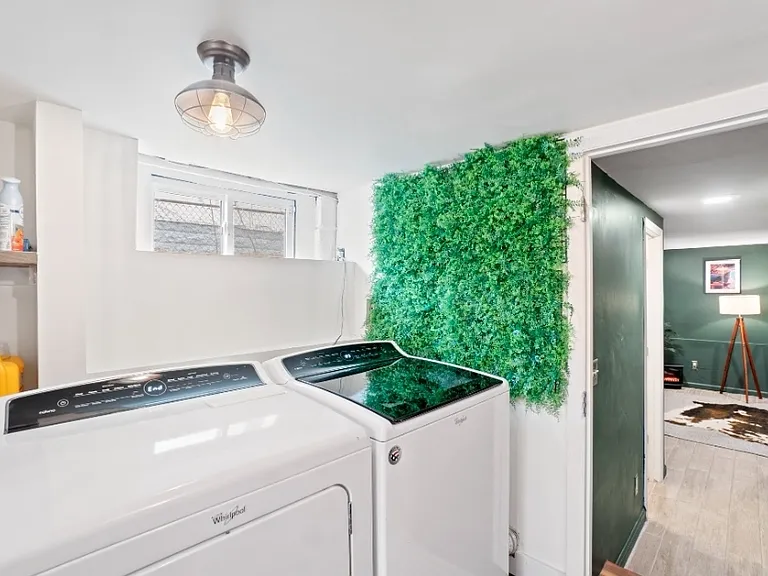 3307 Otis St #B — Photo 10