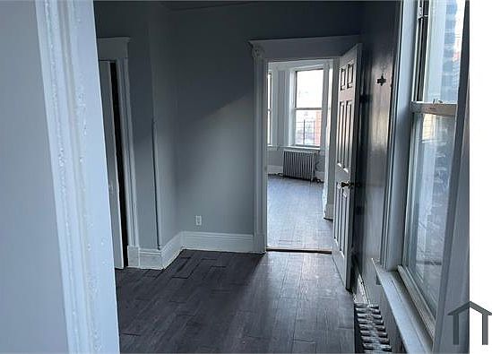4th image of 189 Buena Vista Ave APT 5