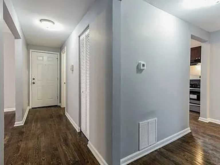 7529 S Kingston Ave #1 — Photo 5
