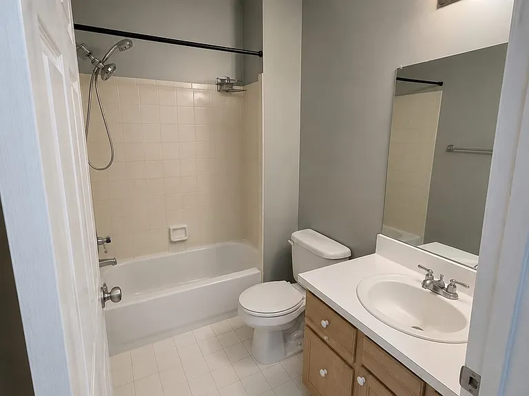 22247 Atlantic Pointe — Photo 16