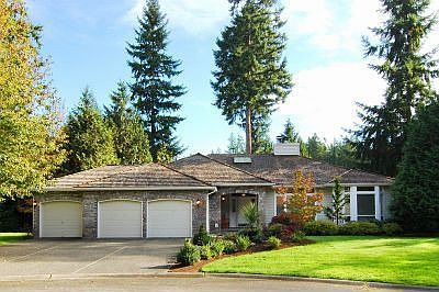 1st image of 2402 245th Pl NE