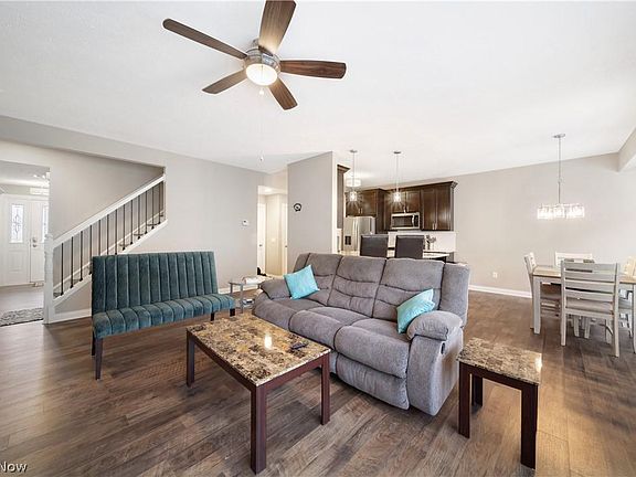 5th image of 156 Larimar Dr Unit 156