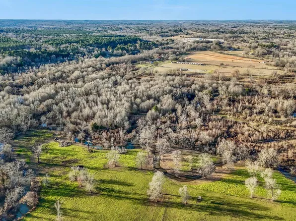 21746 County Road 2138, Troup, TX 75789