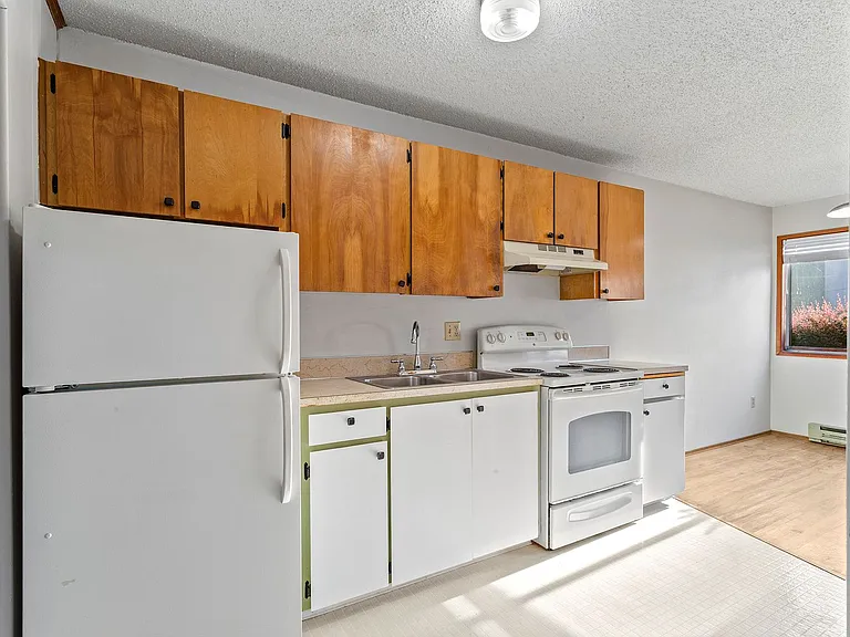 1508-1520 SW Dewitt St — Photo 13