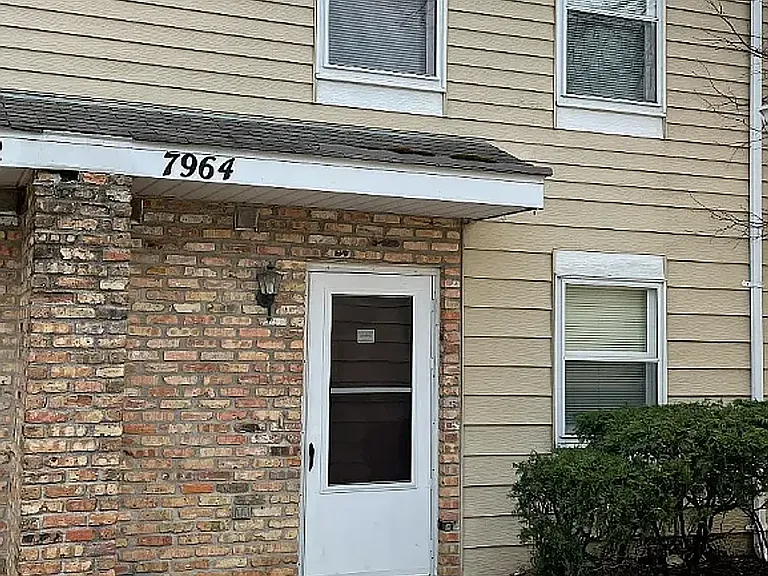 7962 Bloomington Ave S — Photo 3