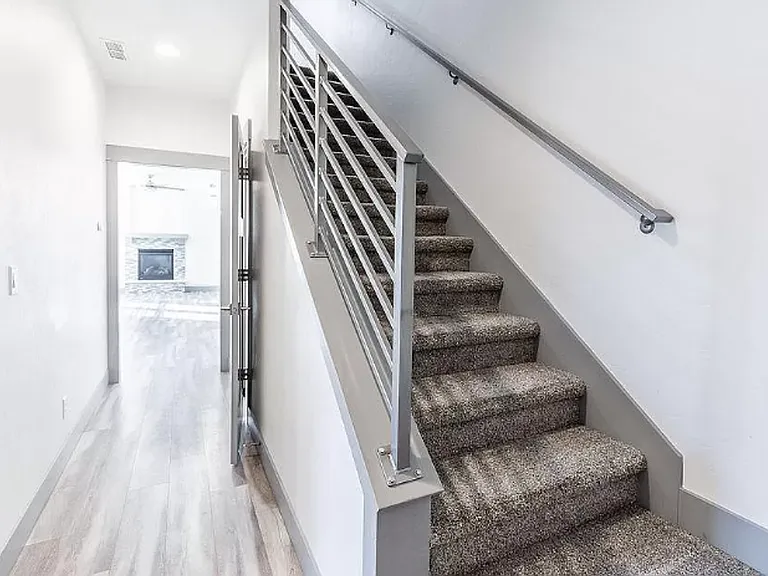 646 S Tylee Way — Photo 15