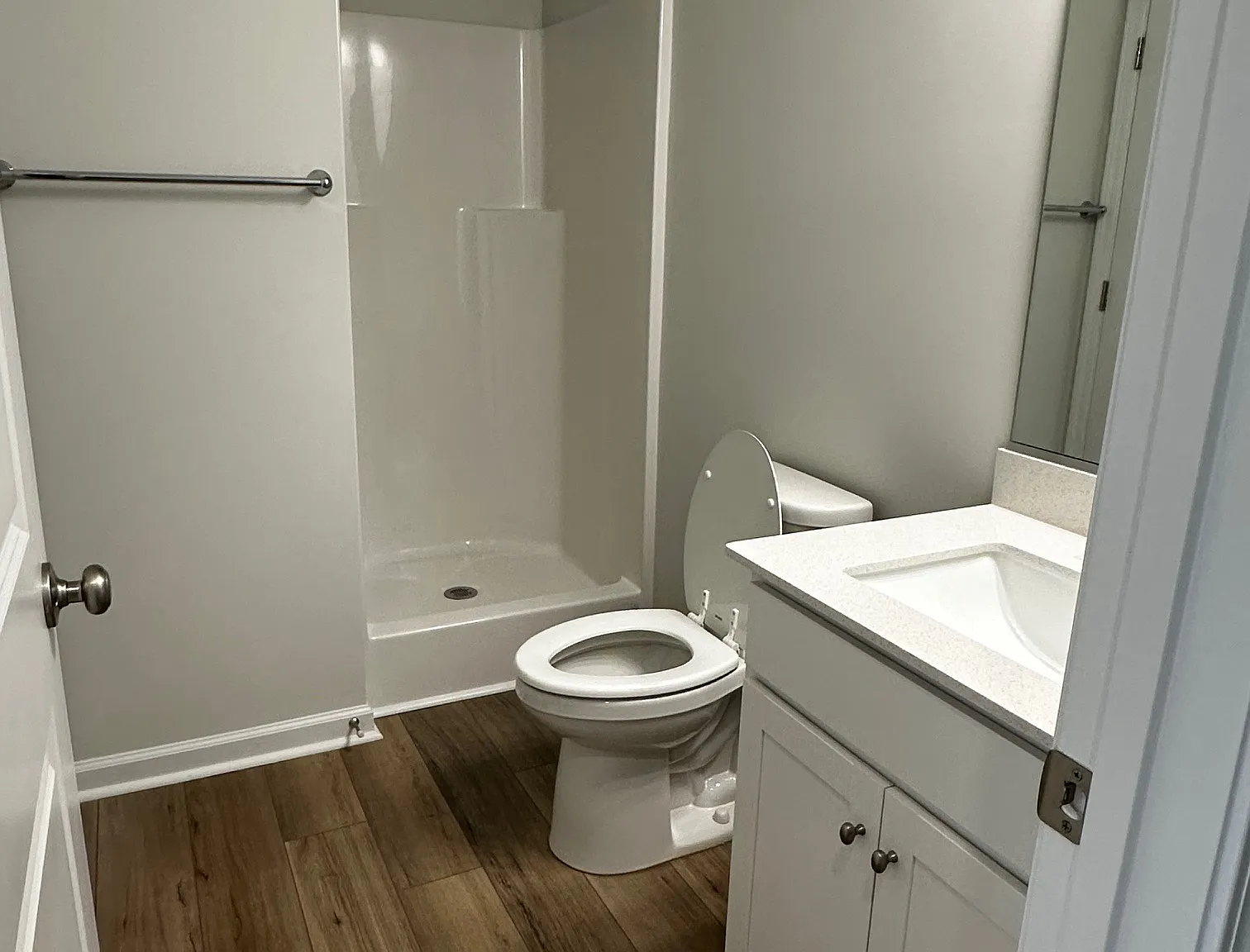 5 bed, 2152 sqft, $2,600 — Photo 2