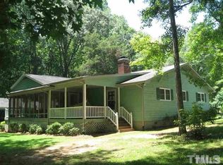 363 Pool Rock Shores Ln, Henderson, NC 27537