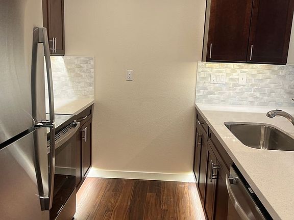 4th image of 13685 Cynthia Ln #32