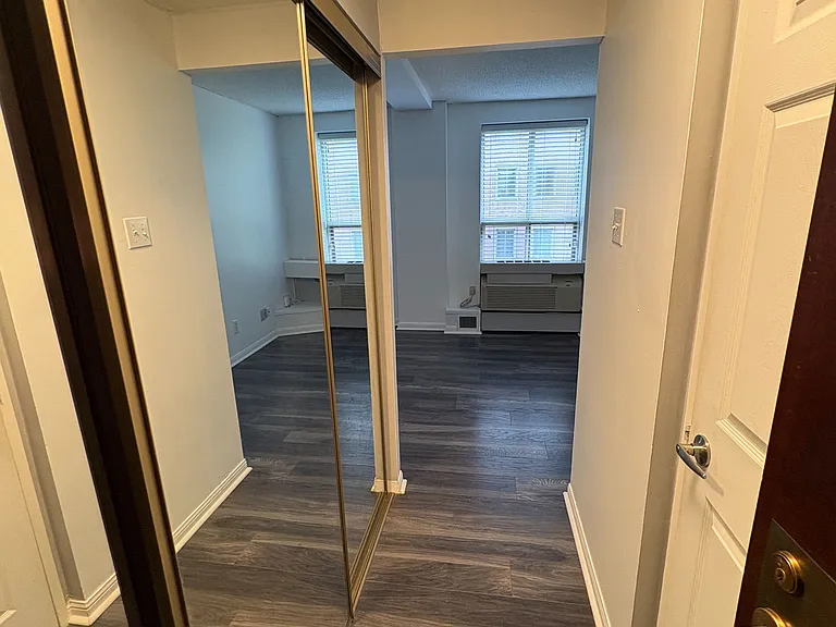 80 Charles St E #502 — Photo 5