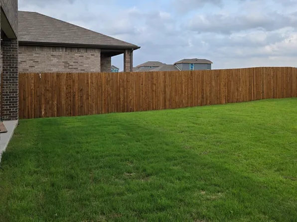 1615 Teton River Dr, Blue Ridge, TX 75424