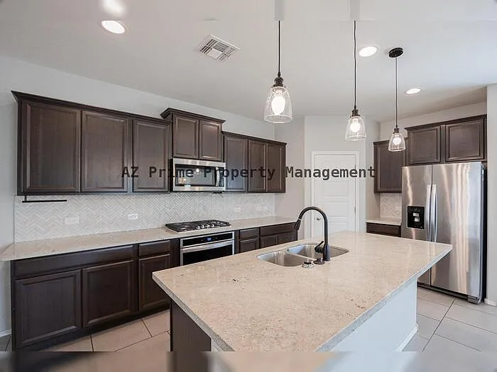 2841 W Apollo Rd — Photo 8