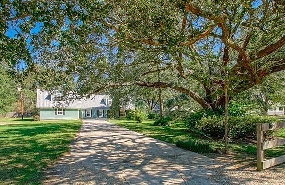 2nd image of 11085 E Nickens Rd