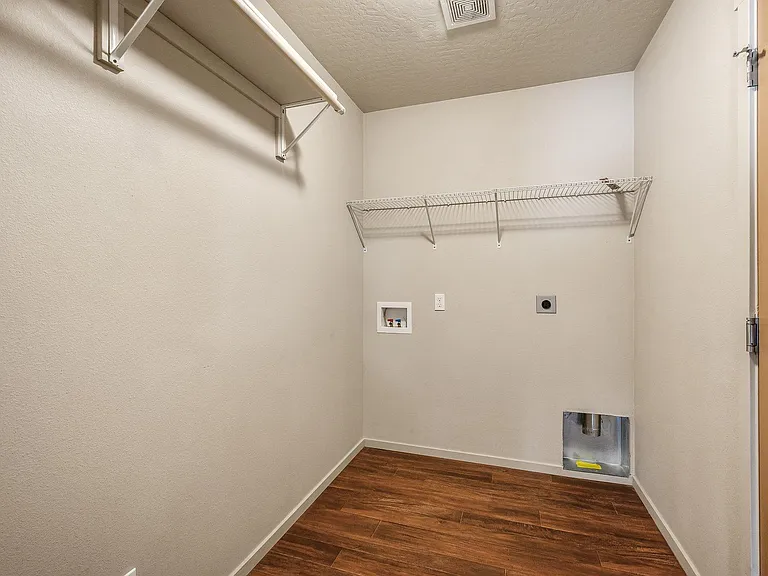 6933 N Fast Hawk Ln — Photo 23