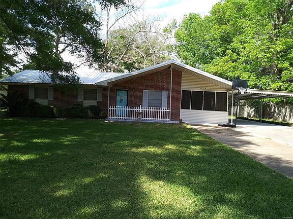 2nd image of 1216 Southland Dr