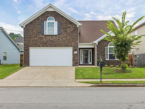 2nd image of 1120 Silvermoon Dr