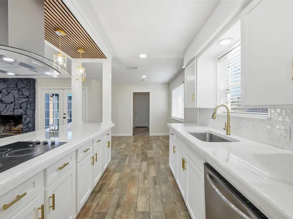 6400 Winn St, Fort Worth, TX 76133