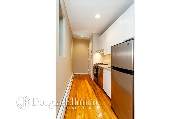 Sold by Douglas Elliman | media 10