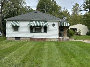 6302 Corunna Rd, Flint, MI 48532