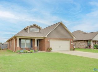 30 Pecan Cir, Decatur, AL 35603