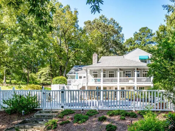 221 Commodore Dr NW, Milledgeville, GA 31061