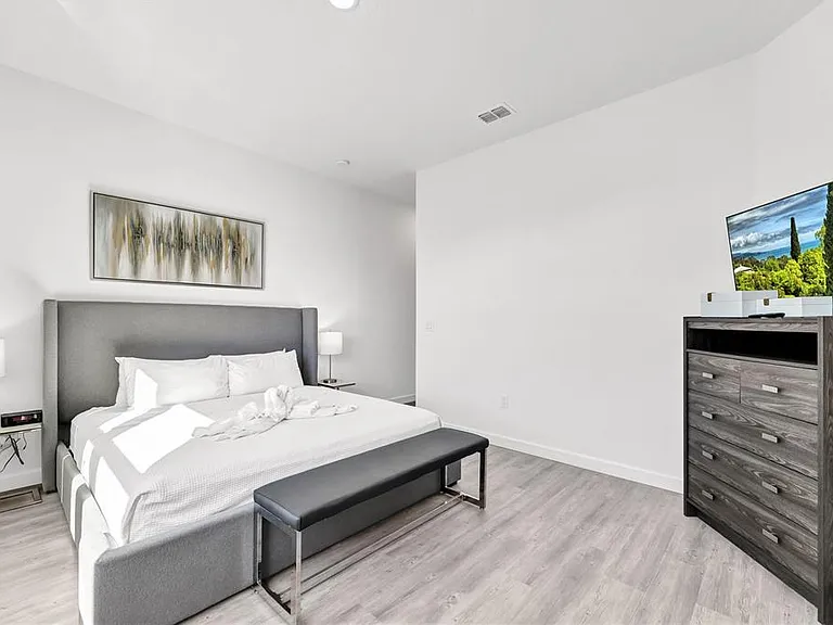 396 Famagusta Dr — Photo 10