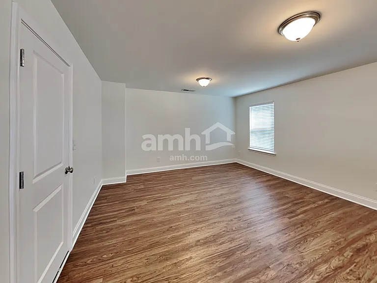 5130 Franks Creek Way — Photo 8