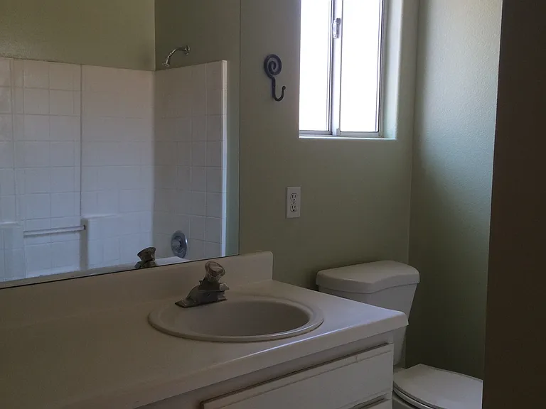 511 N Brand Blvd — Photo 15