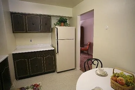 Jefferson Village — Photo 3