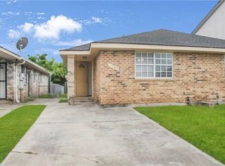 4880 Viola St, New Orleans, LA 70126