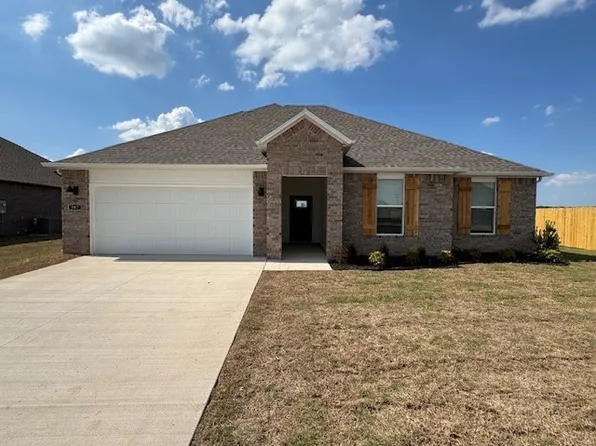 587 W Canada Dr, Farmington, AR 72730