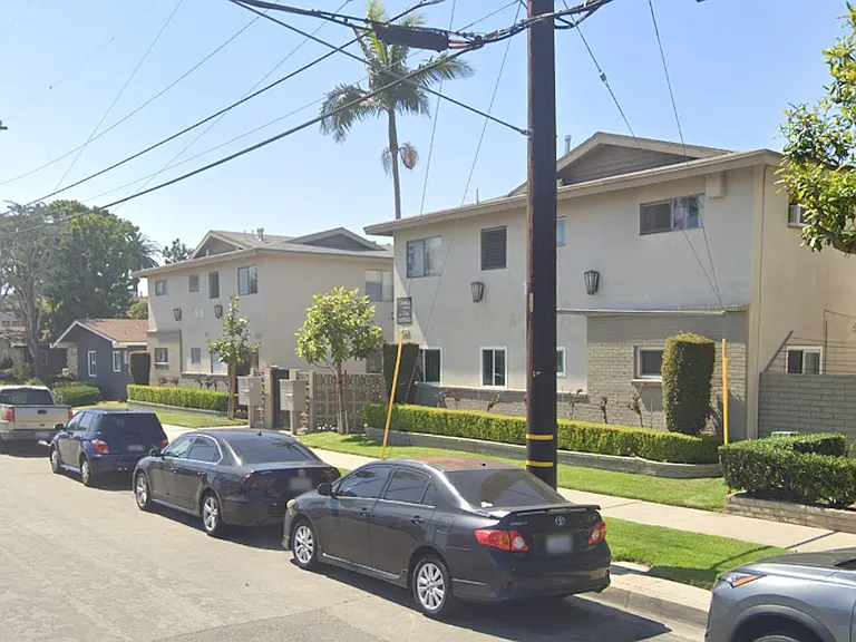 Palmyra Apartments — Photo 1