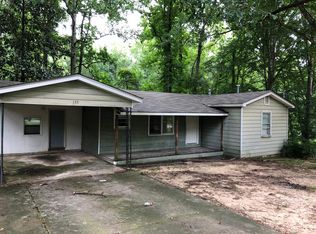 135 Liz Acres Rd, Barnesville, GA 30204