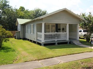 706 4th St, Rayne, LA 70578