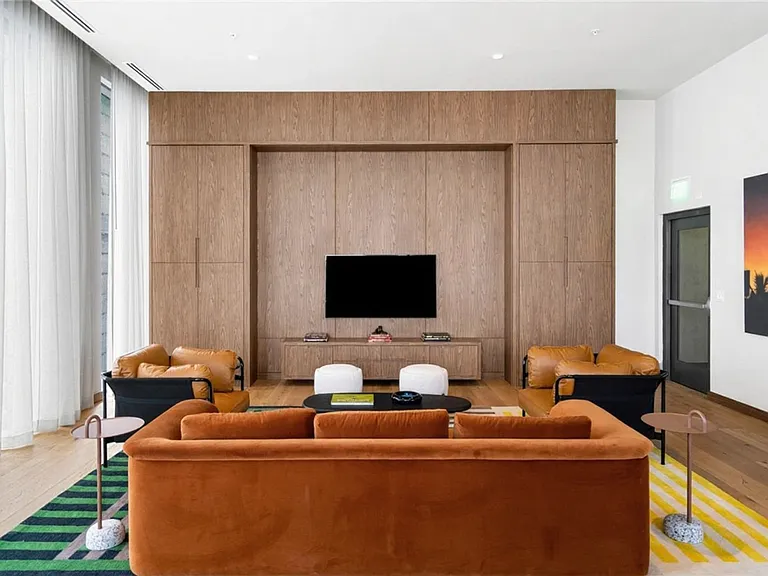 Building's Lounge