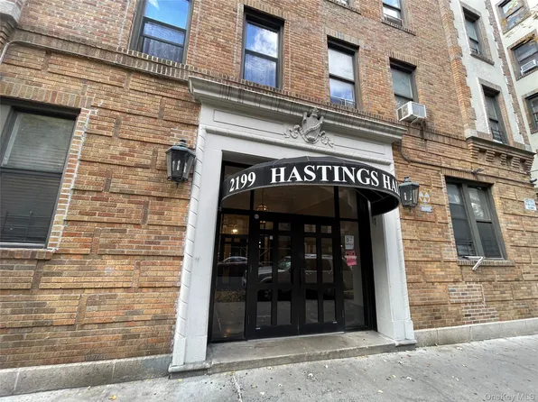 2199 Holland Avenue #3E, Bronx, NY 10462