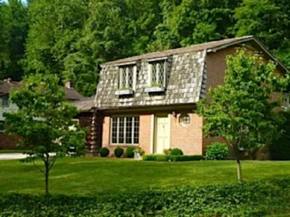 532 Sycamore Ln, Richlands, VA 24641